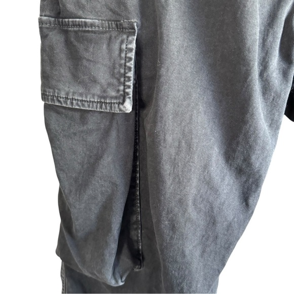 Citizens of Humanity Dillon Distressed Cargo Pants in Peppercorn - Picture 7 of 12